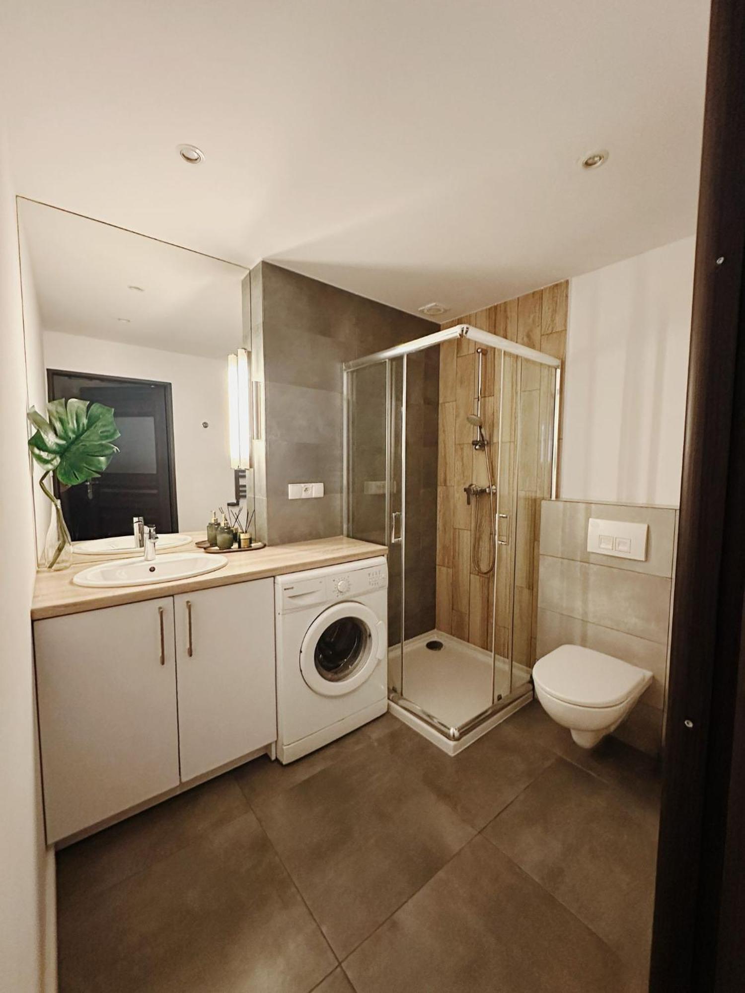 Apartament Egzotyczny Torun Luaran gambar